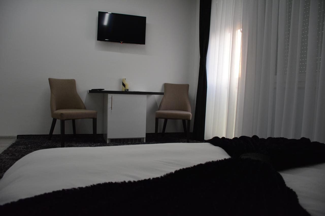 Hotel Vrata Bosne Велика-Кладуша Экстерьер фото